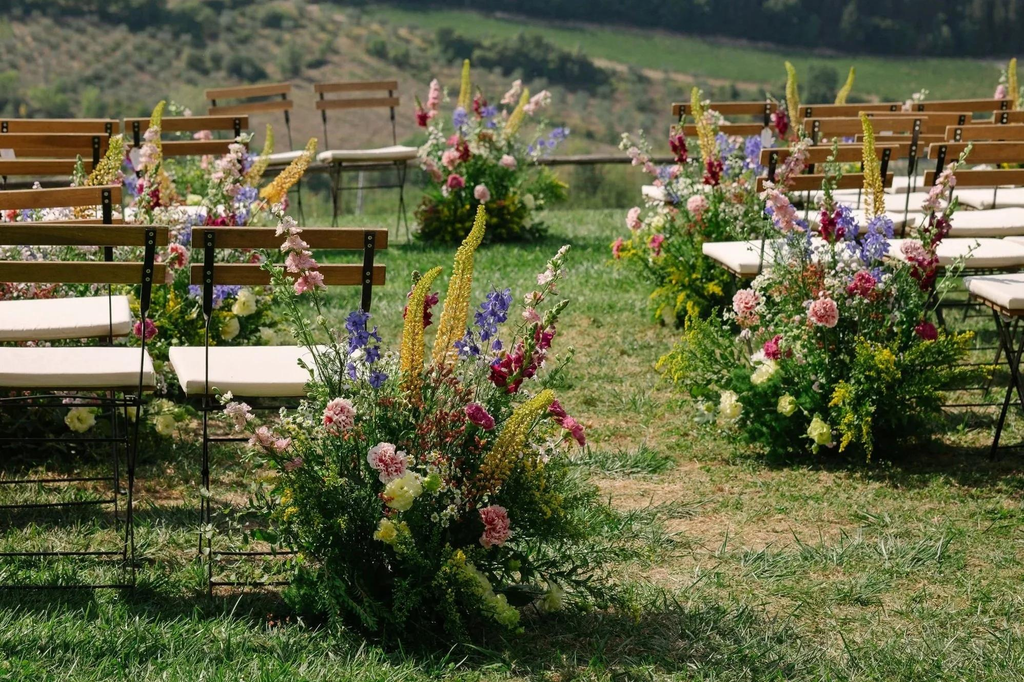 Practical Tips for Choosing Wedding Decor